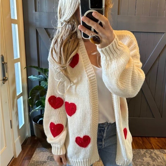 L New Heart Embroidered Cardigan Sweater Valentine's Day Love Top