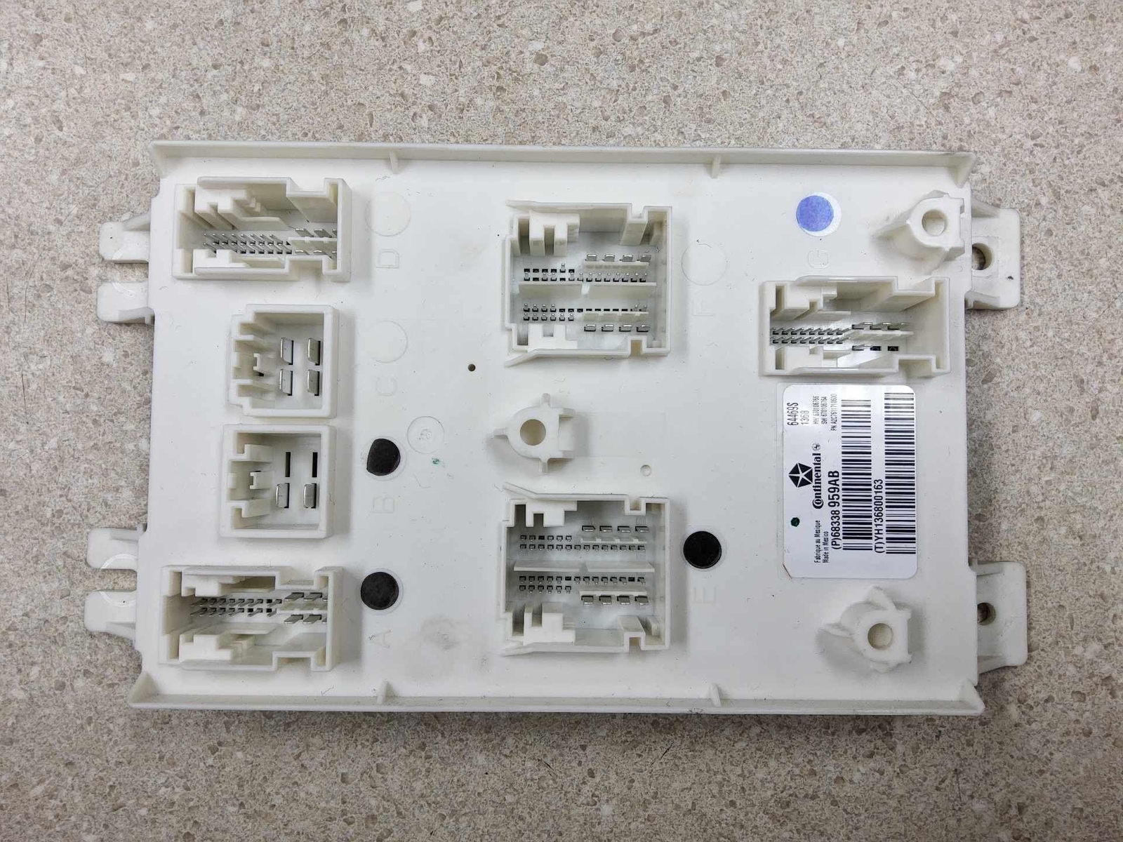 P 68338959AB Cabin Fuse Box MASERATI LEVANTE 20