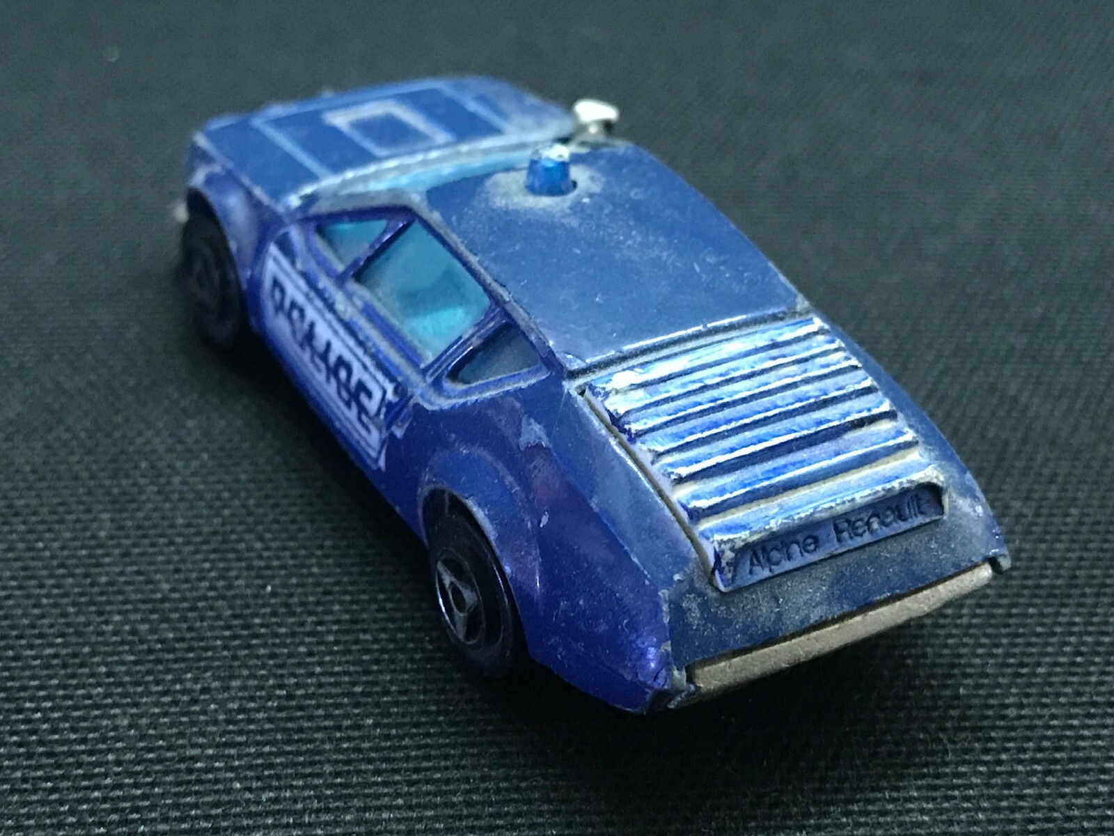 Picture 3 of 6