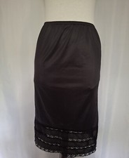 Vintage Camelot Black Nylon Half Slip Skirt Scalloped Lace Trim Size M USA