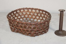 BEST 19TH C ENFIELD CT SHAKER MINIATURE SPLINT CHEESE BASKET IN ORIGINAL SURFACE