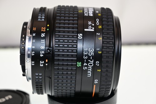Nikon Nikkor AF 35-70mm f3.3-4.5 Lens MINT D780 D2 D3 D4 D600 D610 D700 D750 - Picture 2 of 5