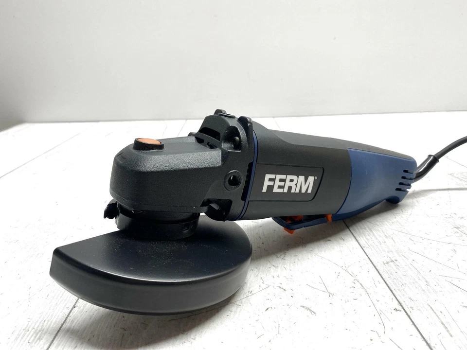 Smerigliatrice angolare Ferm AGM1061S 900 W - 125 mm MERCE DI SERIE B - Immagine 2 di 4