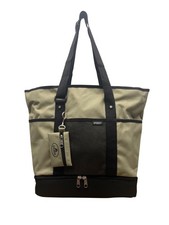 Everest Unisex Green & Black Canvas With Bott...