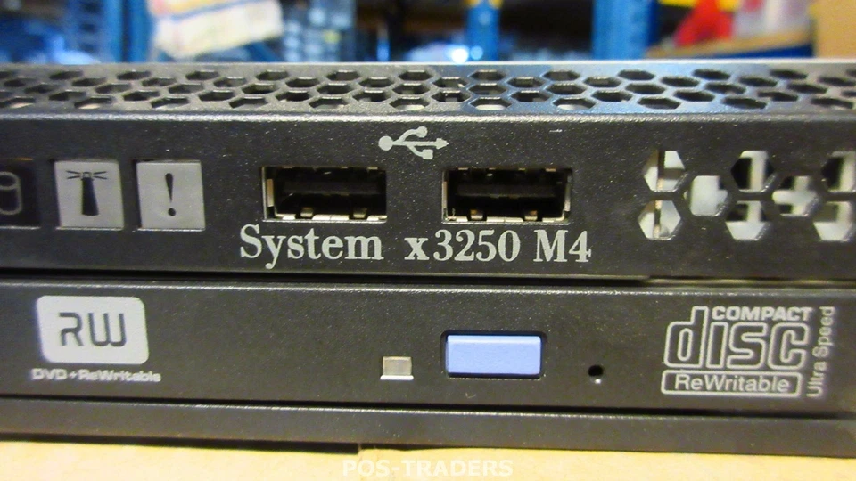 IBM x3650 M4 7915-AC1 rack server XEON QUAD CORE 3,4GHZ / 8GB / NO HDD 2x PSU - Bild 2 von 4