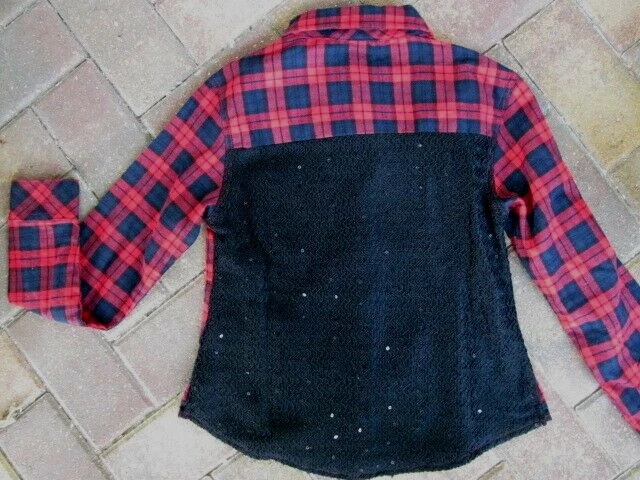 Camisa de franela trasera a cuadros roja y negra Miss Me Girls talla M nueva con etiquetas  Foto 3 de 3