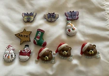 vtg button covers christmas bear butterfly snowman Lot Of 11