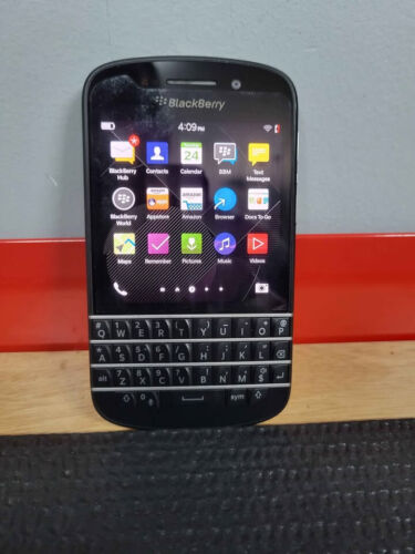 Blackberry Q10 Unlocked / SQN100-1