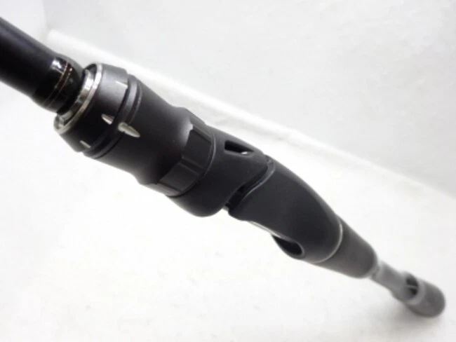 SHIMANO × JACKALL 18 Poison Adrena 267ML power finess rod spinning 1 piece Bass - Image 3 of 4