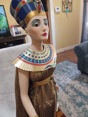 Nefertiti Egyptian Queen Porcelain Doll Franklin Mint | eBay