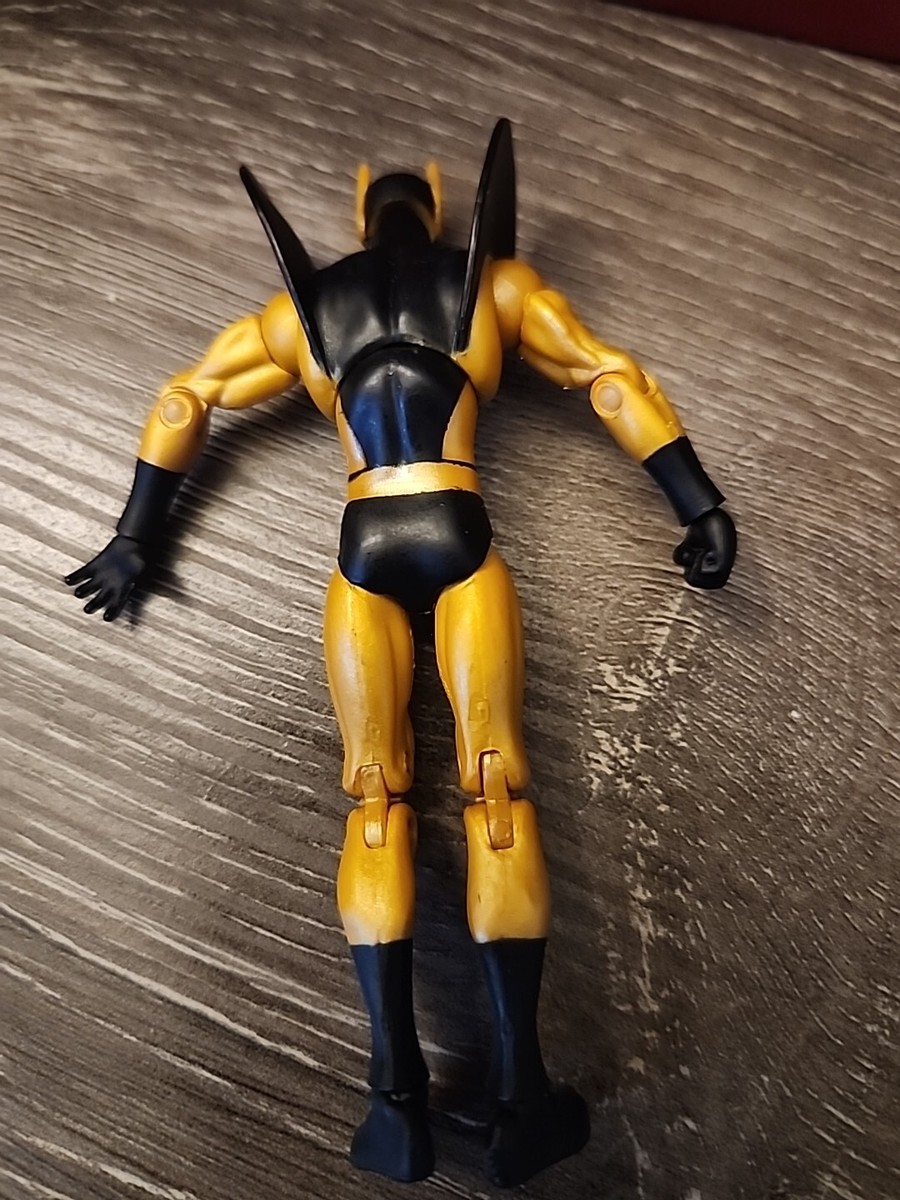 YELLOW JACKET Marvel Universe Hasbro Series Yellowjacket