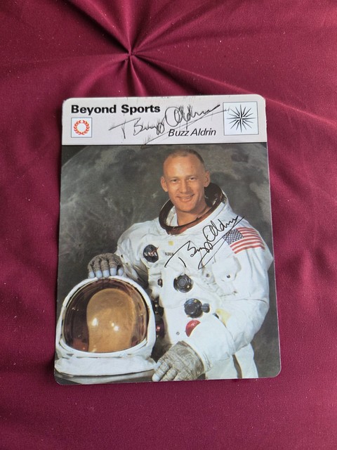 Buzz Aldrin-Signed 1978 Sportscaster Card RARE (03-005) Italy Estate Sale