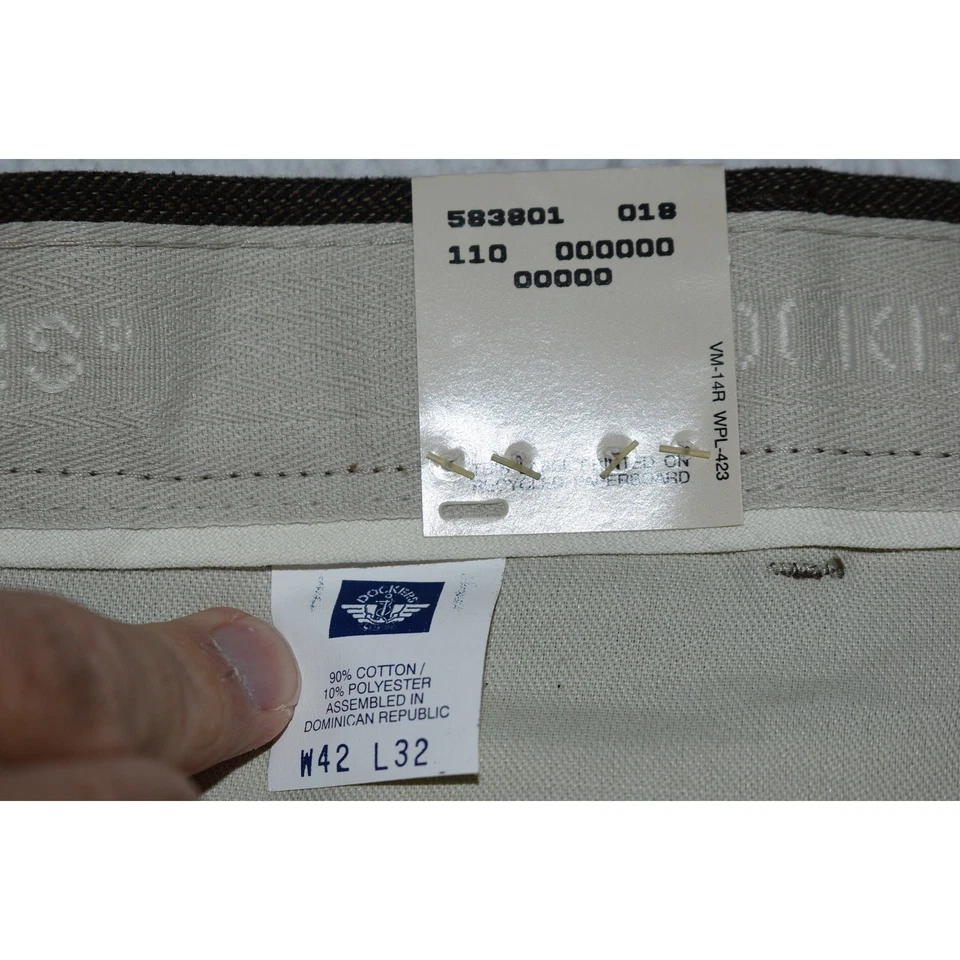 Pantalones Dockers De Colección Para Hombres Talla 42 x 32 Clase A Caquis Plisados Marrón Espiga NUEVO Foto 4 de 4