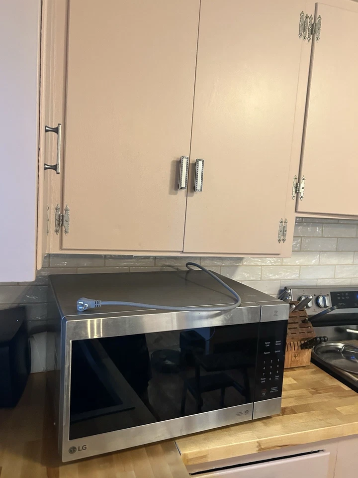 Horno microondas This Is A LG (Life’s Good) Lmc2075st Foto 2 de 4