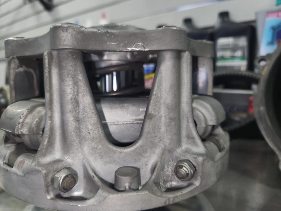 Kawasaki Brute Force KVF-750 2005 transmisión y embragues accionados con correa y desgaste rígido Foto 4 de 4