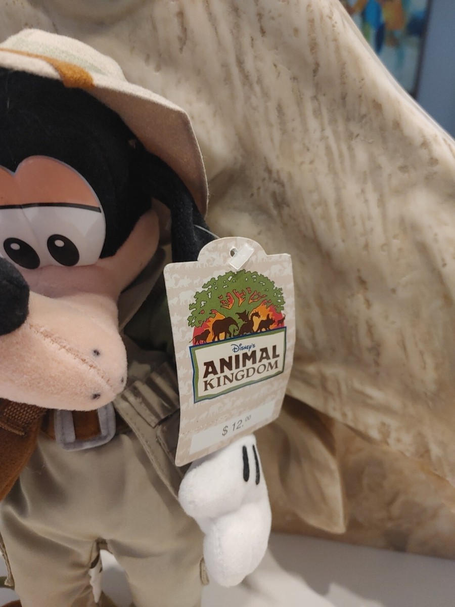 Collectable Safari Goofy Explorer Animal Kingdom Walt Disney World