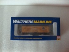 Walthers 910-41216 HO 40' Early Wood Reefer Pacific Fruit Express PFE 31928 NEW