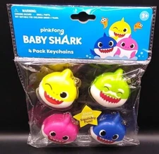 Baby Shark 🦈 4Pack Keychains Baby Mommy Daddy Grandpa Ornaments Party Favor Fun