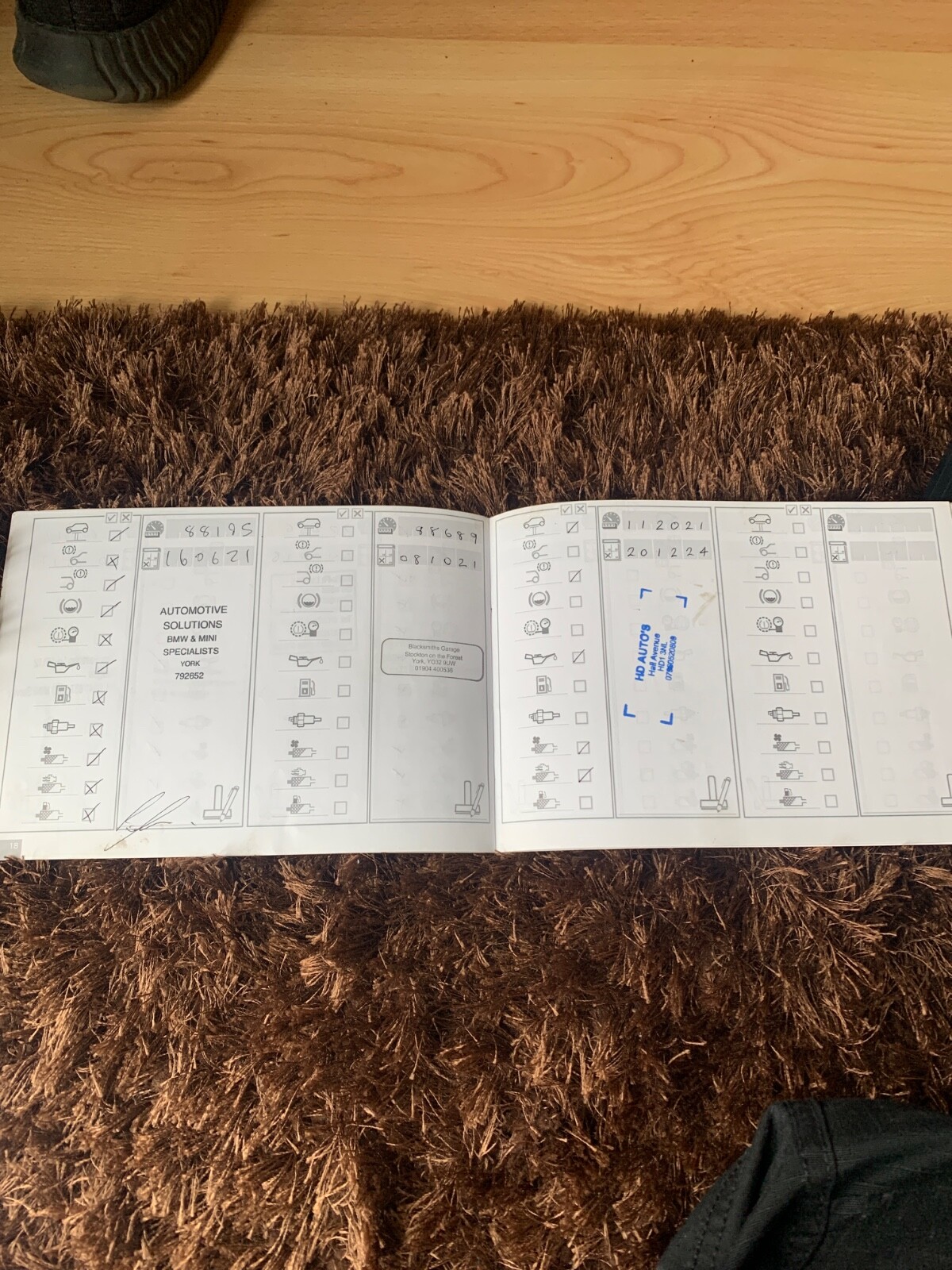 Picture 20 of 24