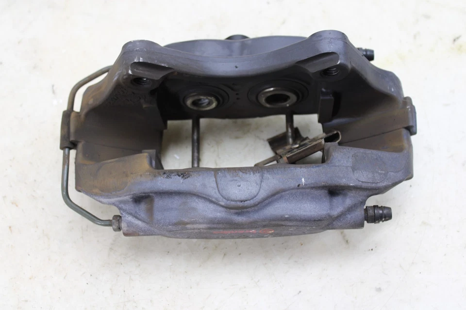 Juego de pinzas de freno Chevrolet Camaro SS 2010-2015 Brembo OEM LQ58 Foto 4 de 4