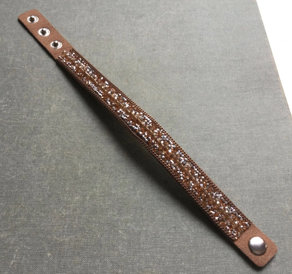 "Pulsera de cuero beige hermosa decorada 7,5"" 8,75""" Foto 4 de 4