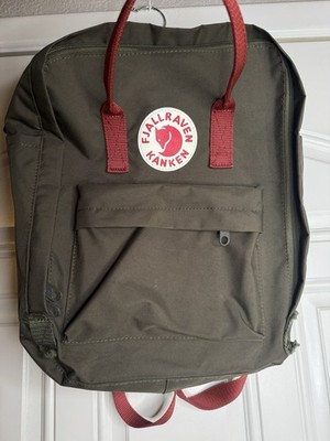 FJALLRAVEN Kanken Mini Backpack  Olive-Khaki w/ Brick Straps