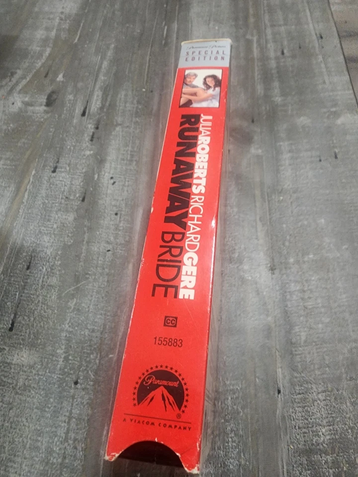 Runaway Bride (VHS, 2000, Special Edition) - Image 4 of 4