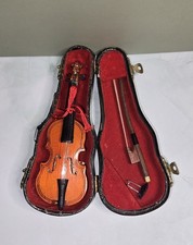 Boyds Bears Miniature Violin With Bow And Case