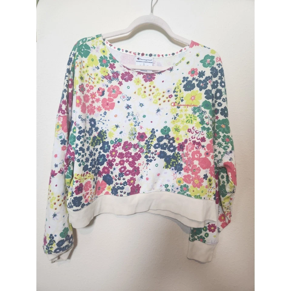 Conjunto Sudadera y Pantalones Cortos Champion Campus Terry Francés Cuello Redondo Floral Lg Ocio Foto 3 de 4