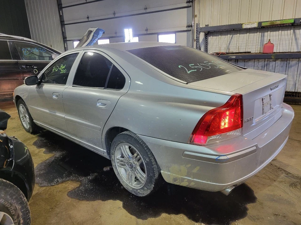 Frenos Delanteros Sedán Rueda 16" Se Adapta 01-09 VOLVO 60 SERIES 2074782 Foto 4 de 4