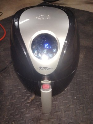 Tristar Air Fyer XL  2.4 Qt Black AF-240  Easy Grip  Auto Timer Shut OFF 1200W
