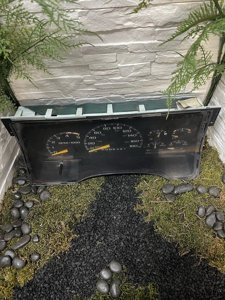 1997-2002 Chevrolet K2500/3500 Diesel Cluster — 第 2/4 张图片