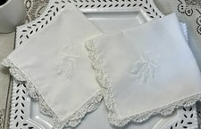 2 Vintage White Linen Handkerchiefs / Napkins Hand Embroidered EXQUISITE