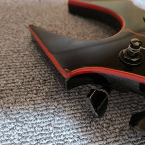 B.C.Rich Warbeast schwarze Saiten E-Gitarre zum Anschrauben 3,3 kg aus Japan - Bild 12 von 23