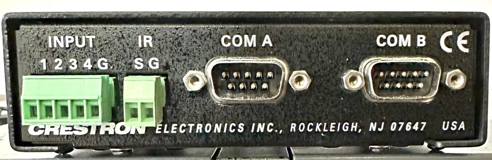 Sistema controlador CRESTRON QM-RMC de alto rendimiento compacto para medios de habitación serie 2 Foto 3 de 4