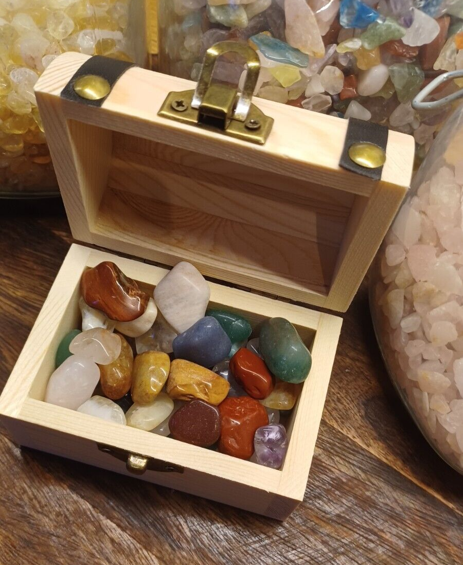 Crystal Tumblestone Set with Wooden Treasure Chest Box & 200g