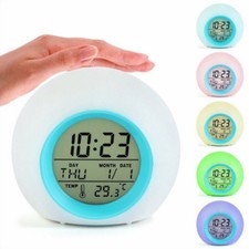 LED Wake UP Light Wecker Digital Farbwechsel Alarmwecker Lichtwecker Kinder DHL