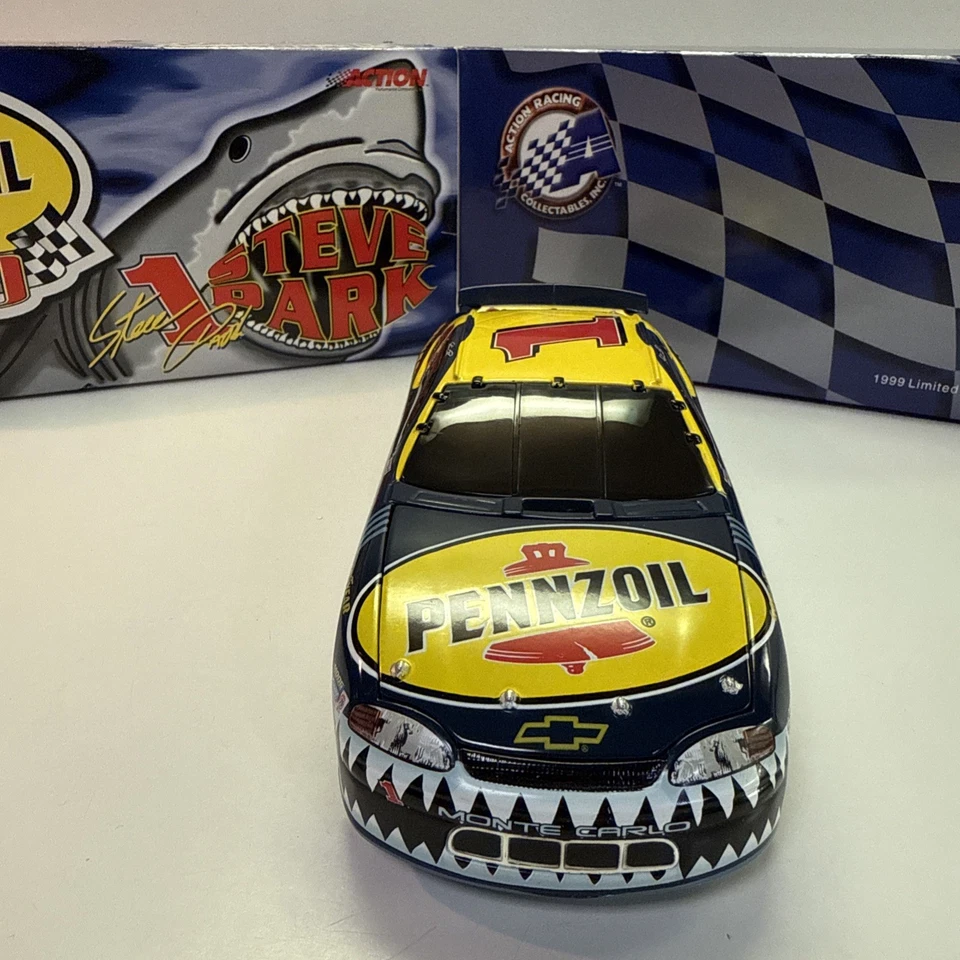 Diecast NASCAR Steve Park Shark Penzoil 400 Wrangler 1999 Monte Carlo escala 1:24 Foto 2 de 4