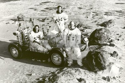 APOLLO 16 CREW TRAINING LUNAR MODULE 1972 4X6 PHOTO