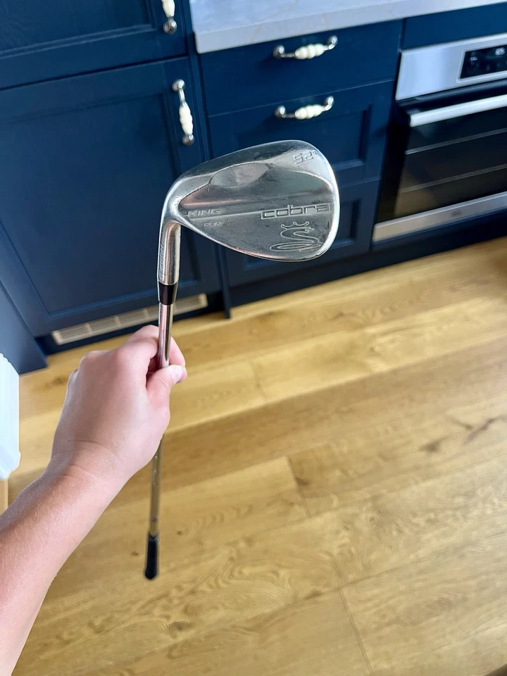 Cobra King Pur Gap Wedge 52 Degree Stiff Flex Cobra Steel Shaft Left Handed - Image 3 of 4