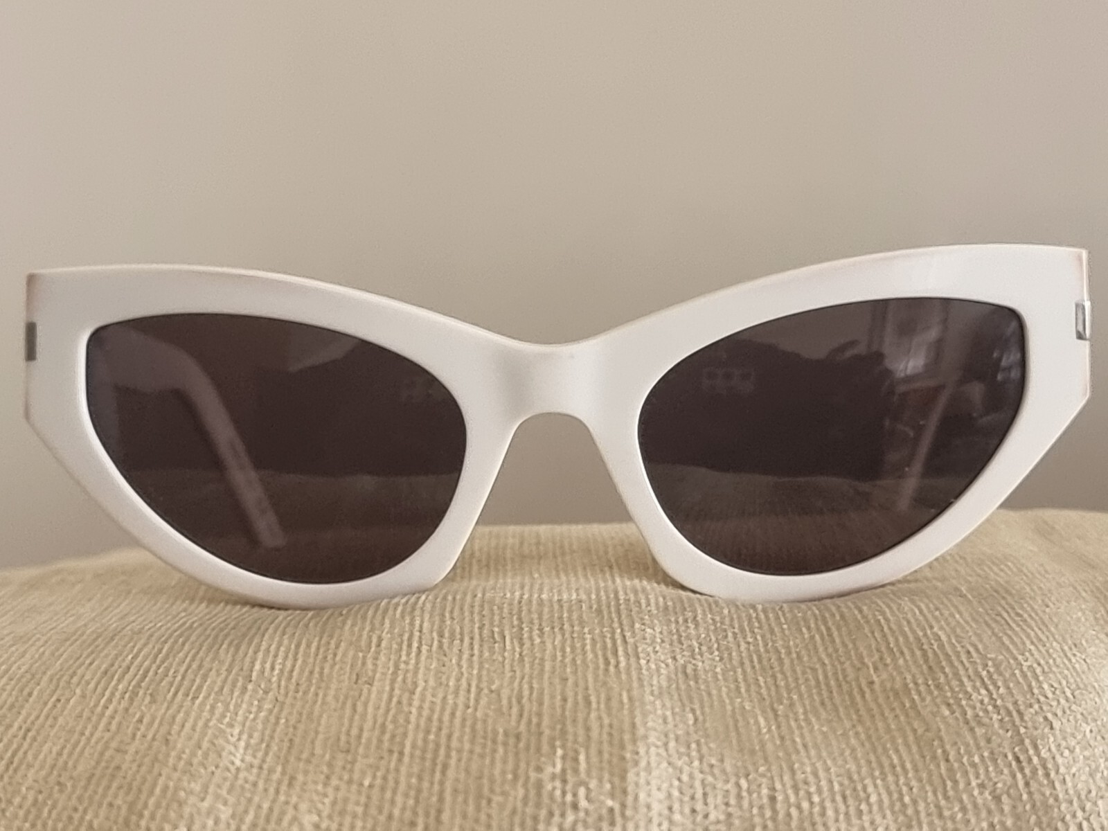 OCCHIALI DA SOLE SAINT LAURENT GRACE SL215 LUCIDATI UN CLASSICO DELLA VACANZA E DELLA MODA