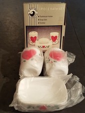 Vintage-NEW IN BOX 1987 Saturday-Knight-3-Piece-Bathroom-Set-Hearts MADE IN USA