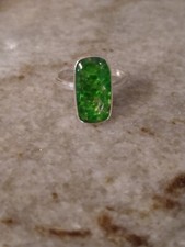 ARTISAN CRAFTED CHROME DIOPSIDE CHIPS Elongated Ring/S.Silver Sz 7 5.10 Carats