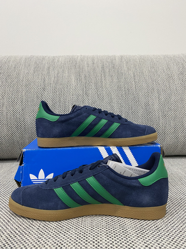 Adidas Gazelle Collegiate Navy / Green / Gum US 10 - Picture 4 of 8