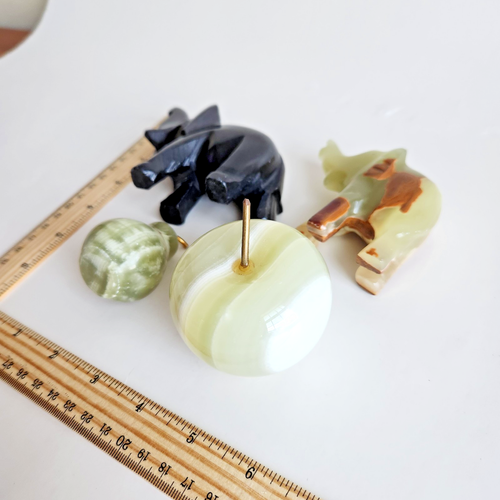 Lotto di 4 statuine in onice da 2 libbre: 2 elefanti, pera e mela 2" - 3" - Foto 6 di 8