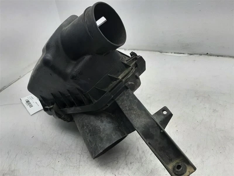 Purificador de aire 2,2 L sin emisiones de California 05-08 Chevrolet Cobalt 15229301 Foto 4 de 4