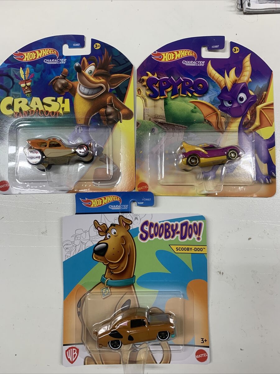 Crash Bandicoot 2023 Hot Wheels Entertainment Character Cars Mix B