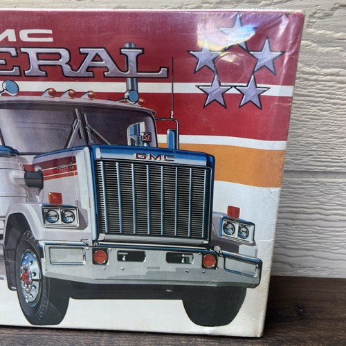 AMT GMC General Conventional Truck kit. Original Vintage 1978 Sealed - Picture 2 of 9