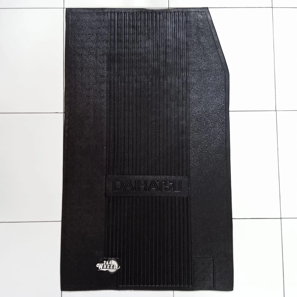 Daihatsu TAFT F70 F73 Rocky Feroza Interior Floor Carpets Short Type NEW - Image 4 of 4