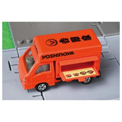 TAKARA TOMY Tomica Town Yoshinoya with Tomica Yoshinoya Orange